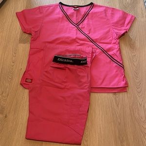 Dickies Hip Flip Scrub Set XS